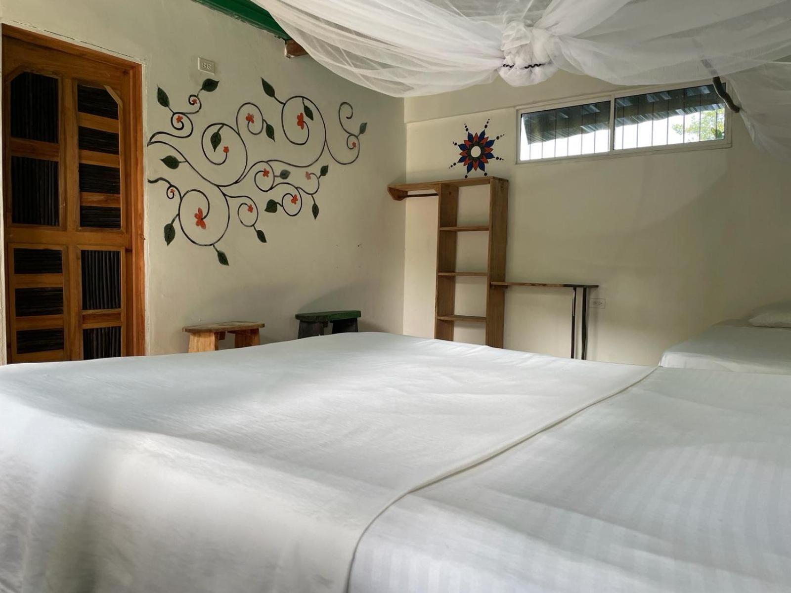 Hostal Luz De Luna Palomino Luaran gambar