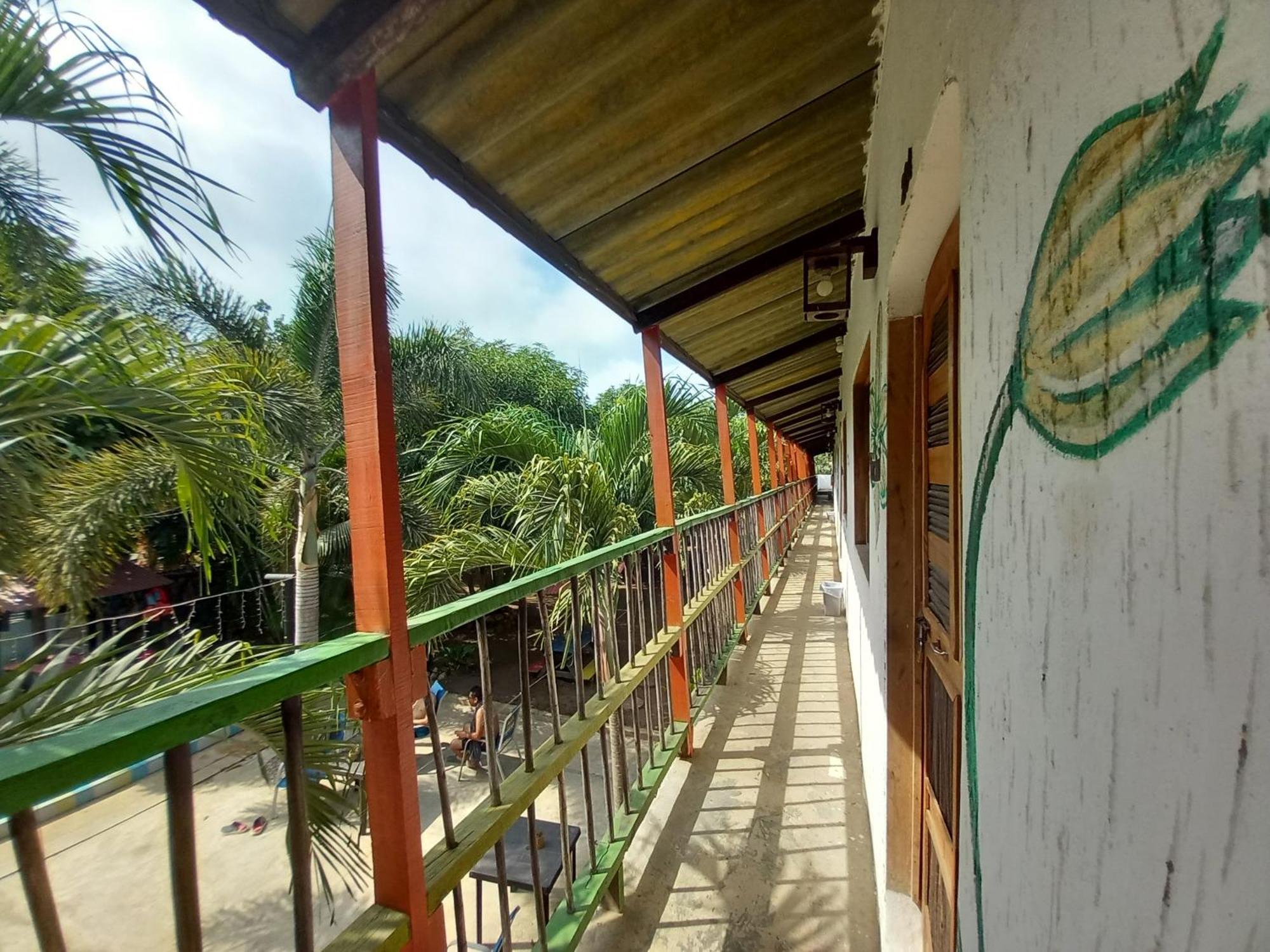 Hostal Luz De Luna Palomino Luaran gambar