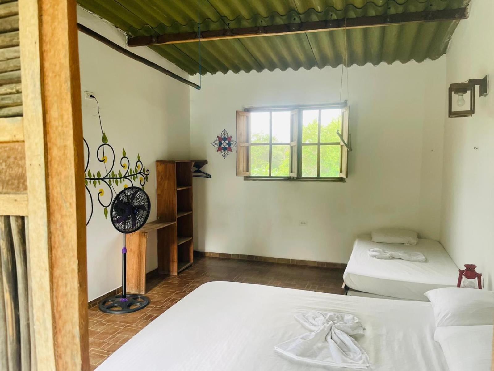 Hostal Luz De Luna Palomino Luaran gambar